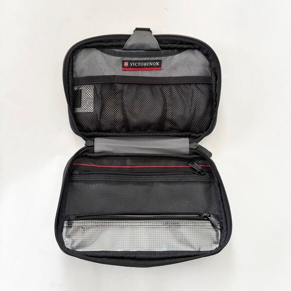 Victorinox Swiss Army Slimline Toiletry Bag Black - Picture 4 of 4